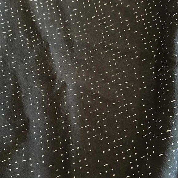 Eileen Fisher 6 black short sleeve blouse white dash dot print great condition. - Picture 6 of 8